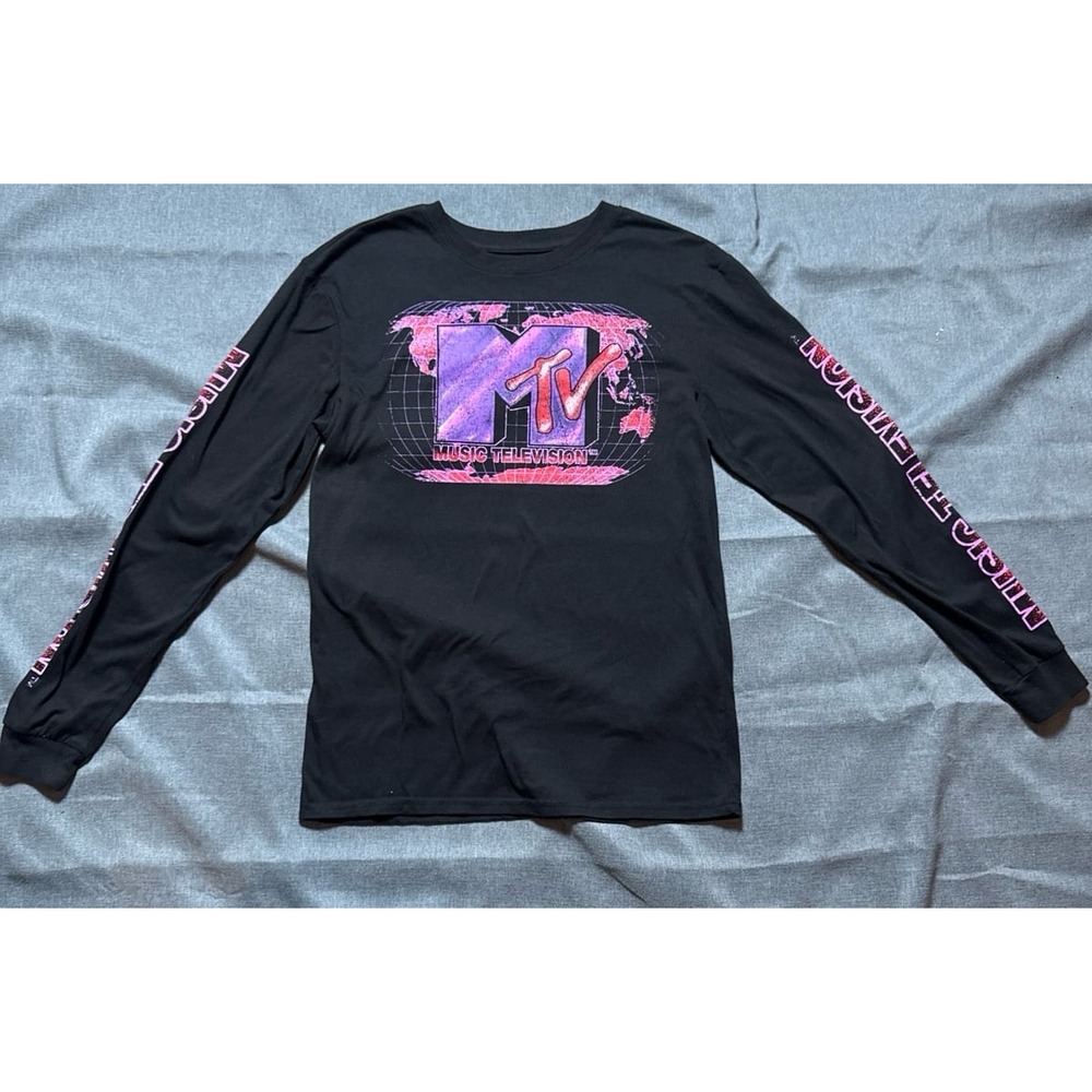 MTV Long Sleeve Black R-Shirt Small‎